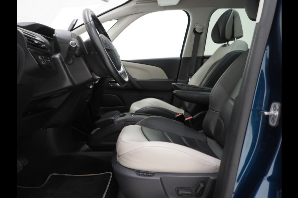 Citroën Grand C4 Spacetourer 1.2 PureTech Shine 7p | Panoramadak | Massage | 360 | Keyless | Memory | BLIS | Carplay