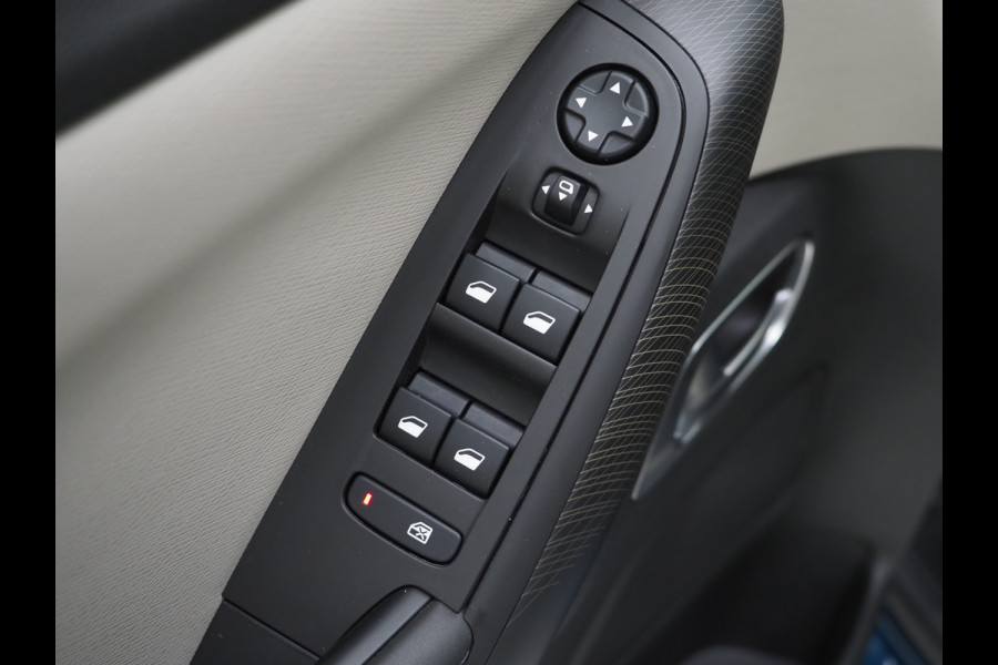 Citroën Grand C4 Spacetourer 1.2 PureTech Shine 7p | Panoramadak | Massage | 360 | Keyless | Memory | BLIS | Carplay