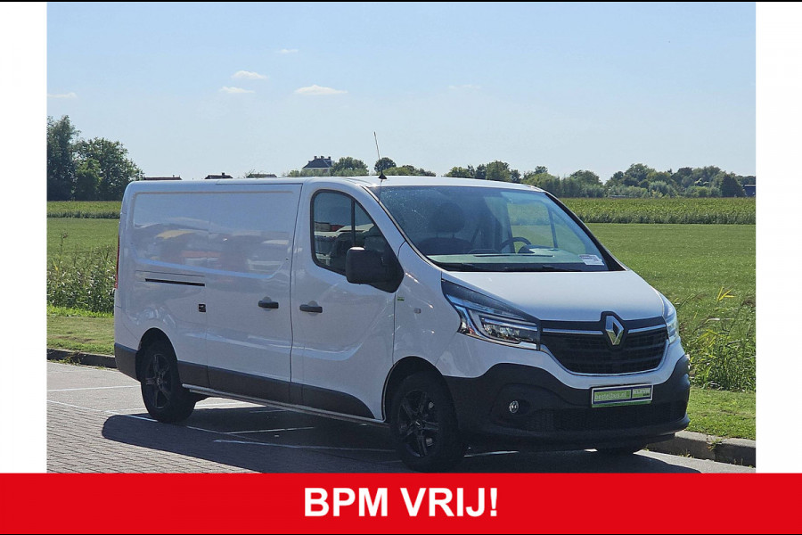Renault Trafic 2.0 dCi 120 T29 L2H1 Work Edition Trekhaak LED Navi Airco Leer Euro6 120 PK!