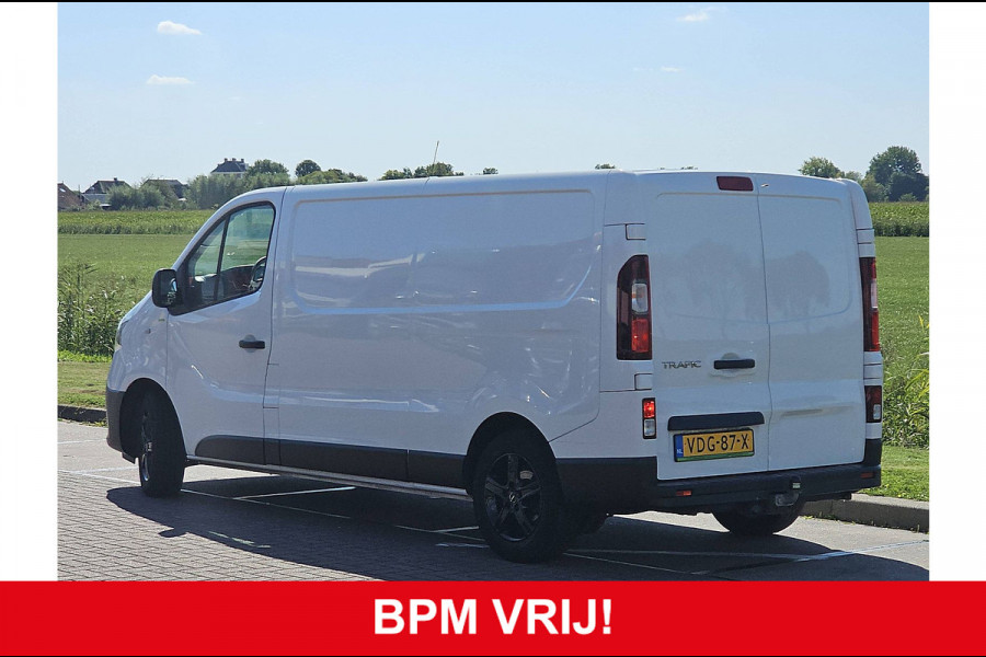 Renault Trafic 2.0 dCi 120 T29 L2H1 Work Edition Trekhaak LED Navi Airco Leer Euro6 120 PK!