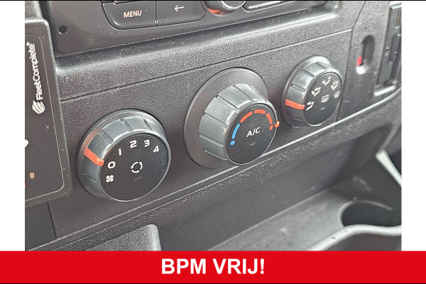 Renault Master T35 2.3 dCi L2H2 airco, navi, camera, pdc, trekhaak, kachel