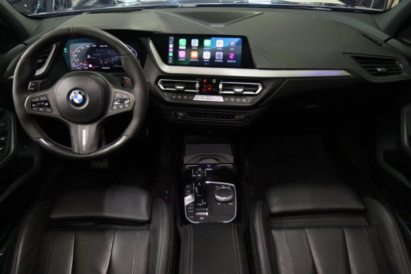 BMW 1-serie M135i xDrive High Executive M Performance Forged Carbon PANO/Kuip/HEADUP/H&K/BOMVOL