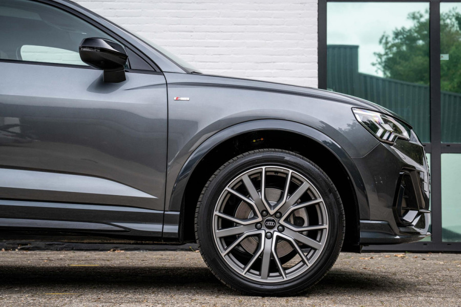 Audi Q3 Sportback 45 TFSI e S-Line 245pk Origineel 992km Uniek!!!