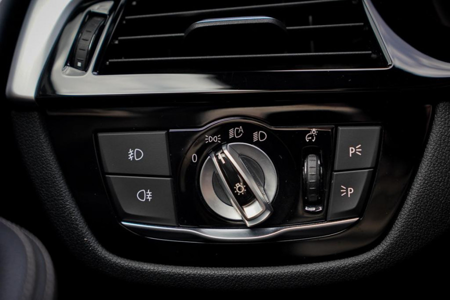 BMW 5 Serie Touring 520i High Executive Edition / M-Sport / Pano / Trekhaak