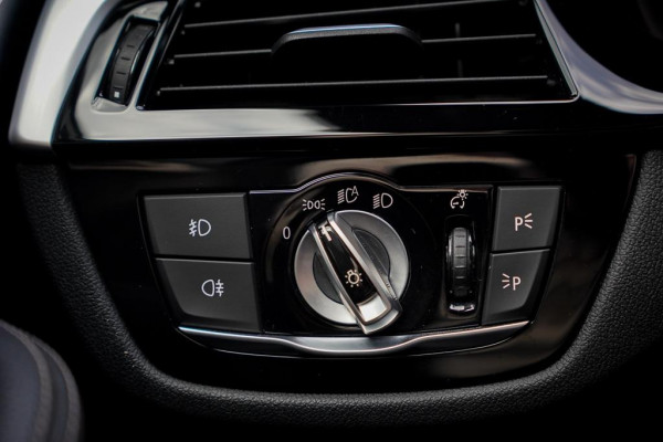 BMW 5 Serie Touring 520i High Executive Edition / M-Sport / Pano / Trekhaak
