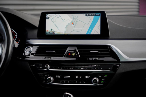BMW 5 Serie Touring 520i High Executive Edition / M-Sport / Pano / Trekhaak
