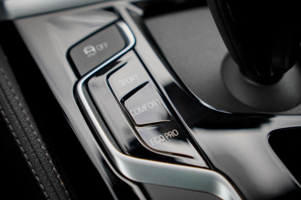 BMW 5 Serie Touring 520i High Executive Edition / M-Sport / Pano / Trekhaak