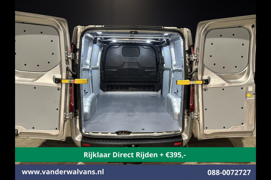 Ford Transit Custom 2.0 TDCI 130pk Automaat L1H1 Euro6 *Rijklaar Direct Rijden* Airco | LED | Apple Carplay | Cruisecontrol | Trekhaak Parkeersensoren, Stoelverwarming, Verwarmde voorruit, Dakdragers