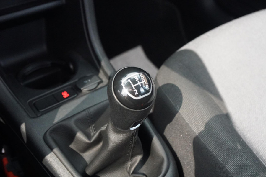 Volkswagen up! 1.0 BMT High Up! + CAMERA / CLIMATE CONTROL / FACELIFT / AFN. TREKHAAK