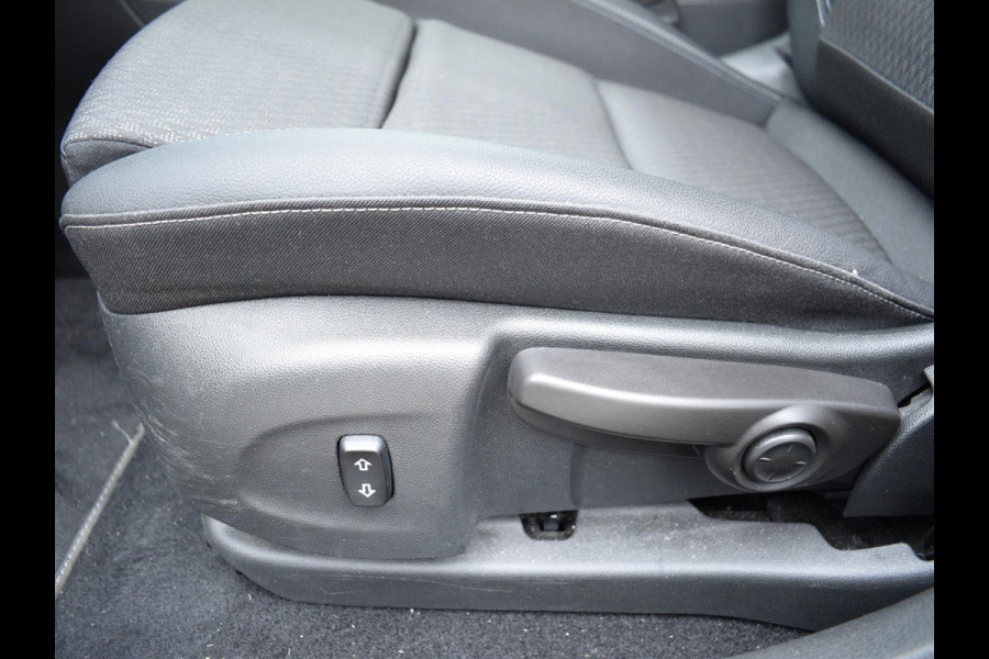 Opel Astra 1.4 Turbo Business Executive ACHTERUITRIJCAMERA | NAVIGATIE | E.C.C. |