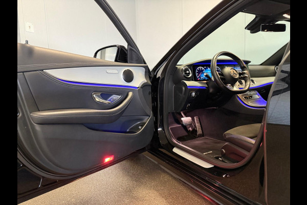 Mercedes-Benz E-Klasse 220D AMG STYLING-FACELIFT-360 CAMERA-SFEERVERLICHTING-WIDESCREEN-COMPLEET