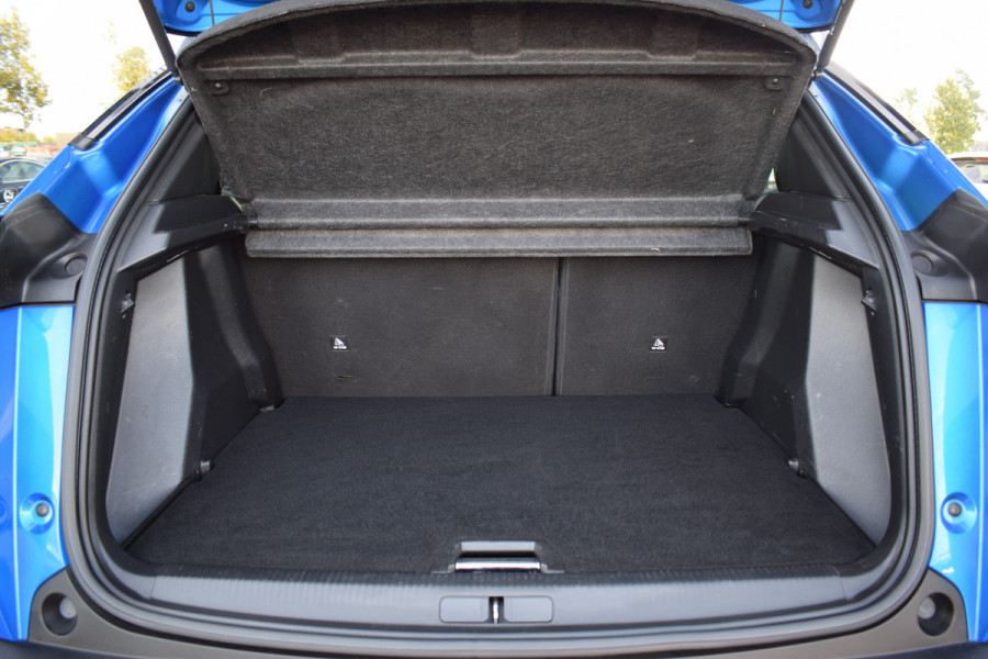 Peugeot e-2008 EV GT Pack 50 kWh | Pano | Leer | CarPlay | Stoelverw. | Camera