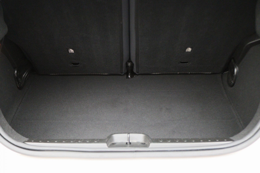 Fiat 500 Icon 42 kWh Virtual Cockpit, Camera, Rijstrooksensor, Cruise, Apple Carplay, DAB, 16''