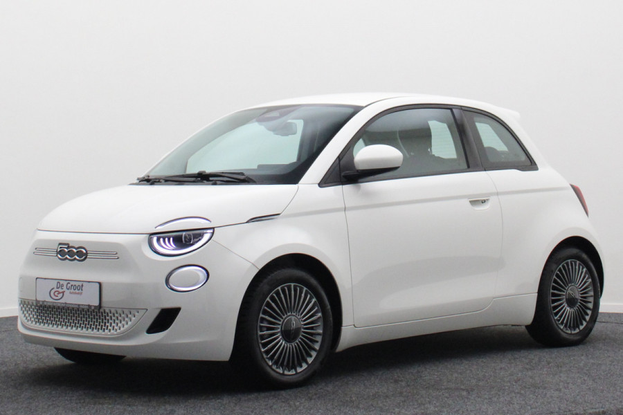 Fiat 500 Icon 42 kWh Virtual Cockpit, Camera, Rijstrooksensor, Cruise, Apple Carplay, DAB, 16''