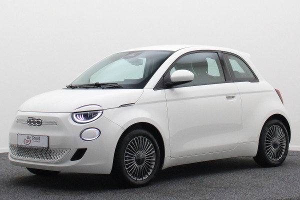Fiat 500 Icon 42 kWh Virtual Cockpit, Camera, Rijstrooksensor, Cruise, Apple Carplay, DAB, 16''