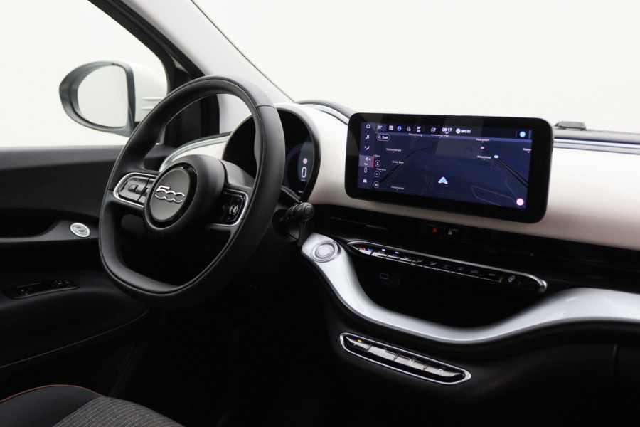 Fiat 500 Icon 42 kWh Virtual Cockpit, Camera, Rijstrooksensor, Cruise, Apple Carplay, DAB, 16''