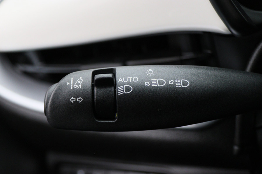 Fiat 500 Icon 42 kWh Virtual Cockpit, Camera, Rijstrooksensor, Cruise, Apple Carplay, DAB, 16''