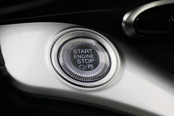 Fiat 500 Icon 42 kWh Virtual Cockpit, Camera, Rijstrooksensor, Cruise, Apple Carplay, DAB, 16''