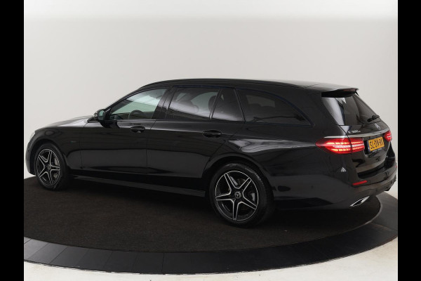 Mercedes-Benz E-Klasse 300e AMG Night | Adaptive cruise | Burmester | Stoelverwarming | Carplay | Camera | Park Assist | Sfeerverlichting | Half leder | PHEV | Plug In