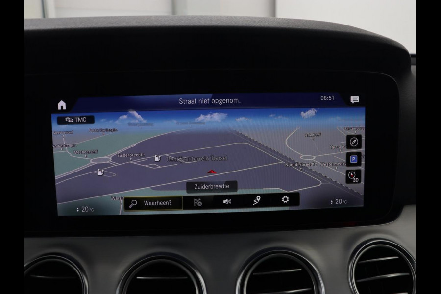 Mercedes-Benz E-Klasse 300e AMG Night | Adaptive cruise | Burmester | Stoelverwarming | Carplay | Camera | Park Assist | Sfeerverlichting | Half leder | PHEV | Plug In