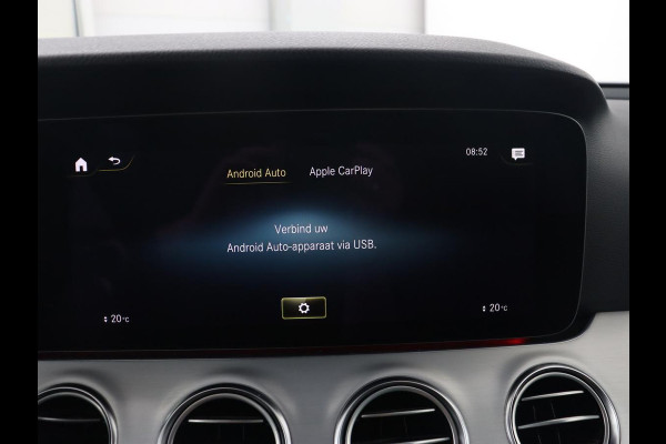 Mercedes-Benz E-Klasse 300e AMG Night | Adaptive cruise | Burmester | Stoelverwarming | Carplay | Camera | Park Assist | Sfeerverlichting | Half leder | PHEV | Plug In