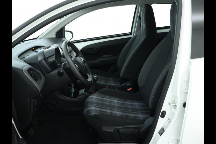Peugeot 108 1.0 e-VTi Active | Bluetooth | AIRCO | PDC | Dealer onderhouden