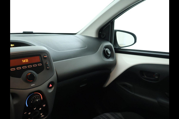 Peugeot 108 1.0 e-VTi Active | Bluetooth | AIRCO | PDC | Dealer onderhouden