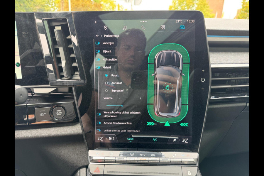 Renault Austral Mild Hybrid 160 EDC Techno Pano / Virtual cockpit / Elektr A klep / All Season banden