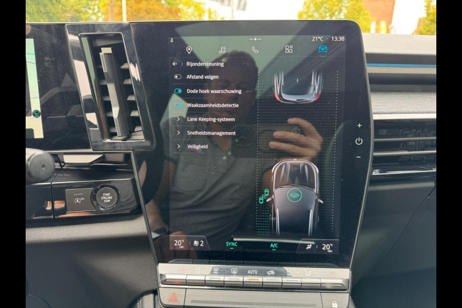 Renault Austral Mild Hybrid 160 EDC Techno Pano / Virtual cockpit / Elektr A klep / All Season banden