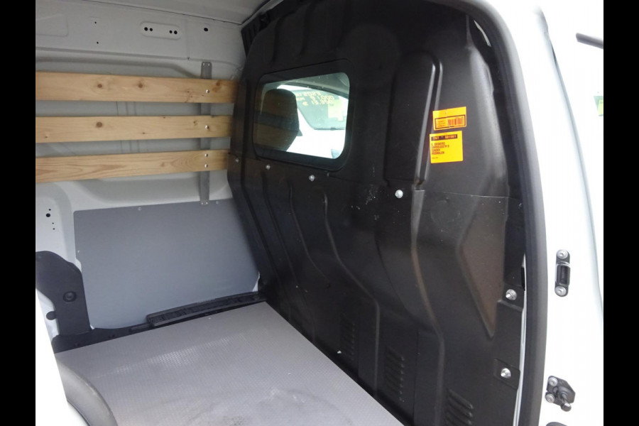 Renault Express 1.5 dCi 50 x VOORRAAD EU6 GROOT NAVI AIRCO CRUISE CONTROL PDC