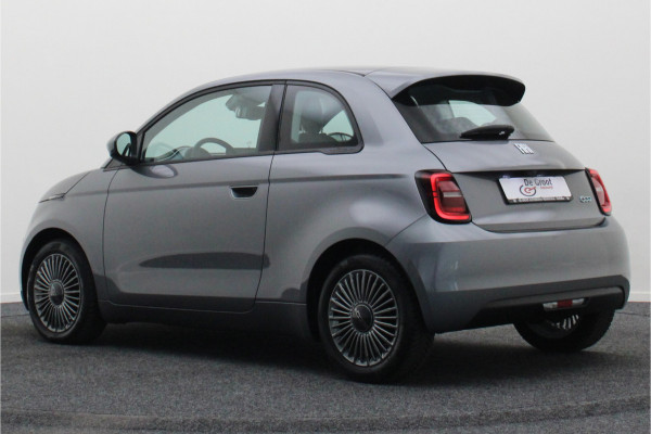 Fiat 500 Icon 42 kWh Full LED, Virtual Cockpit, Camera, Lane Assist, Apple Carplay, DAB, 16"