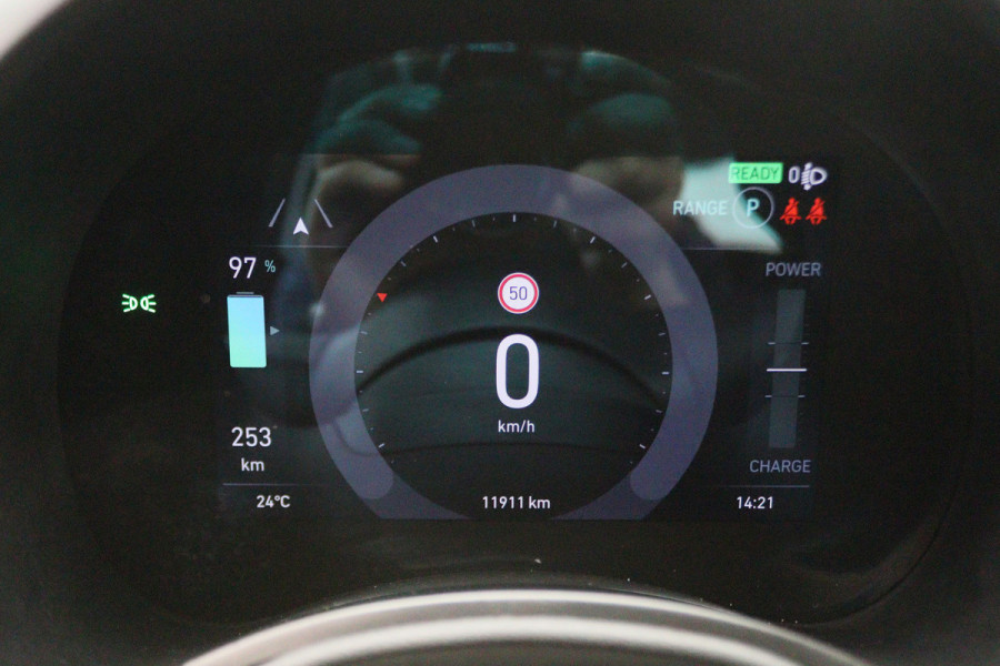 Fiat 500 Icon 42 kWh Full LED, Virtual Cockpit, Camera, Lane Assist, Apple Carplay, DAB, 16"