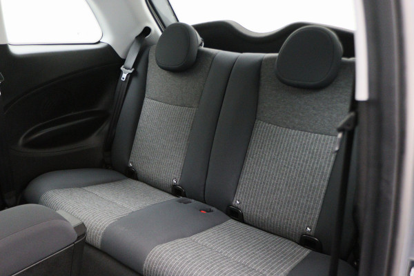 Fiat 500 Icon 42 kWh Full LED, Virtual Cockpit, Camera, Lane Assist, Apple Carplay, DAB, 16"