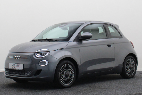 Fiat 500 Icon 42 kWh Full LED, Virtual Cockpit, Camera, Lane Assist, Apple Carplay, DAB, 16"