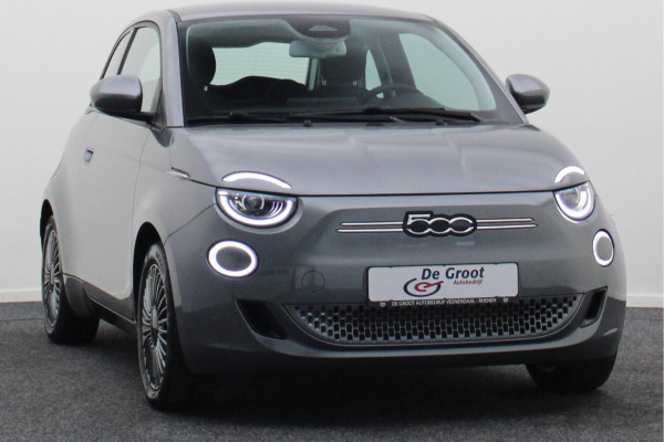 Fiat 500 Icon 42 kWh Full LED, Virtual Cockpit, Camera, Lane Assist, Apple Carplay, DAB, 16"