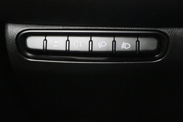 Fiat 500 Icon 42 kWh Full LED, Virtual Cockpit, Camera, Lane Assist, Apple Carplay, DAB, 16"
