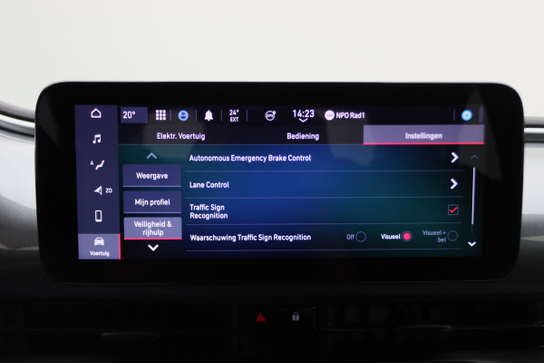 Fiat 500 Icon 42 kWh Full LED, Virtual Cockpit, Camera, Lane Assist, Apple Carplay, DAB, 16"