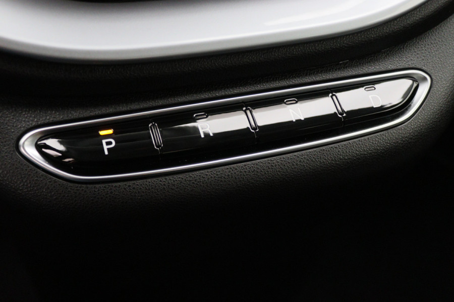 Fiat 500 Icon 42 kWh Full LED, Virtual Cockpit, Camera, Lane Assist, Apple Carplay, DAB, 16"