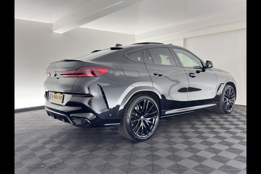 BMW X6 M50d High Executive AWD (INCL-BTW) Aut. *PANO | HEAD-UP | LASER-LIGHT | LUXURY-LEATHER | ADAPTIVE-CRUISE | SOFT-CLOSE | HARMAN/KARDON | BLIND-SPOT | MEMORY-PACK | BMW-INDIVIDUAL | HEATED-SPORTSEATS | TOP-VIEW | TOWB