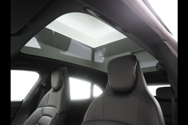 Porsche Taycan Sport Turismo 83 kWh DEALER ONDERHOUDEN | SPORTCHRONO | 14WEGS COMFORSTOELEN | WARMTEPOMP | BOSE | BTW VERREKENBAAR