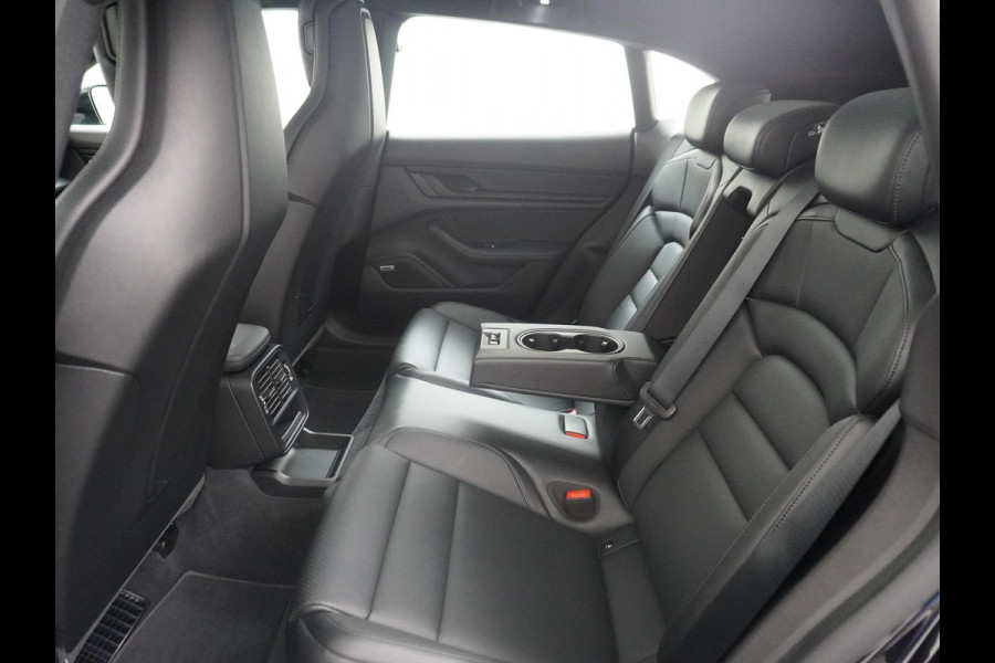 Porsche Taycan Sport Turismo 83 kWh DEALER ONDERHOUDEN | SPORTCHRONO | 14WEGS COMFORSTOELEN | WARMTEPOMP | BOSE | BTW VERREKENBAAR