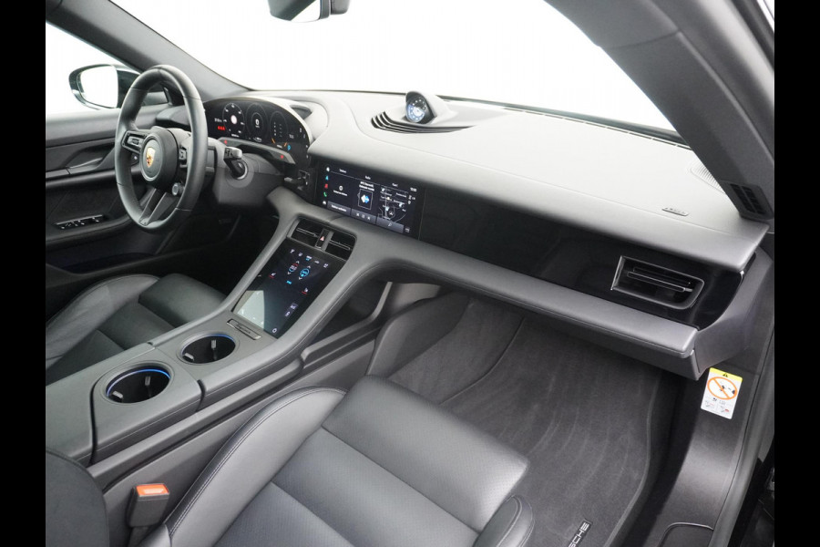 Porsche Taycan Sport Turismo 83 kWh DEALER ONDERHOUDEN | SPORTCHRONO | 14WEGS COMFORSTOELEN | WARMTEPOMP | BOSE | BTW VERREKENBAAR