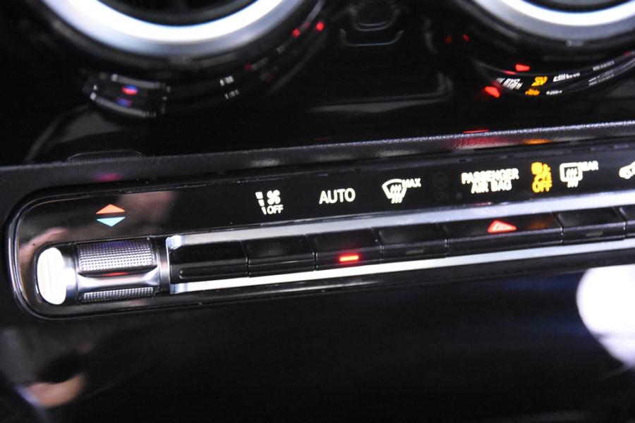 Mercedes-Benz CLA-Klasse 180 SB *1ste Eigenaar*18"*AMG*Night*Navigatie*