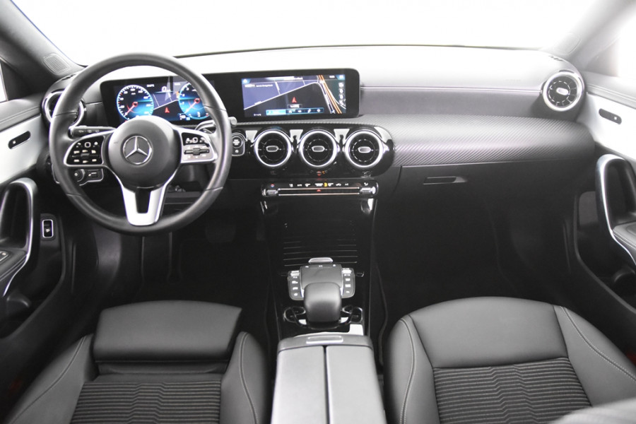 Mercedes-Benz CLA-Klasse 180 SB *1ste Eigenaar*18"*AMG*Night*Navigatie*