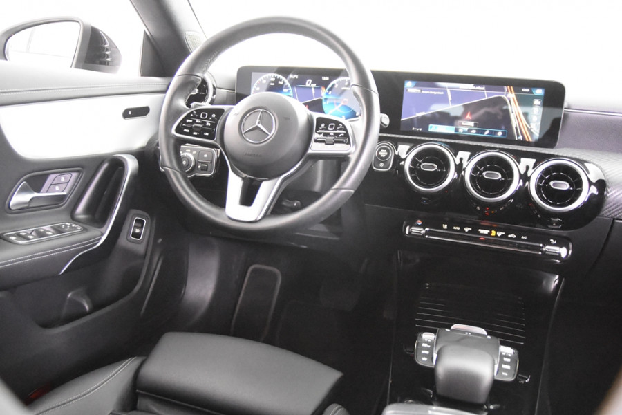 Mercedes-Benz CLA-Klasse 180 SB *1ste Eigenaar*18"*AMG*Night*Navigatie*
