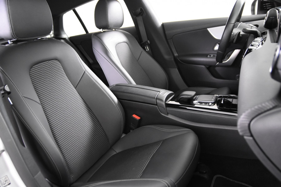 Mercedes-Benz CLA-Klasse 180 SB *1ste Eigenaar*18"*AMG*Night*Navigatie*