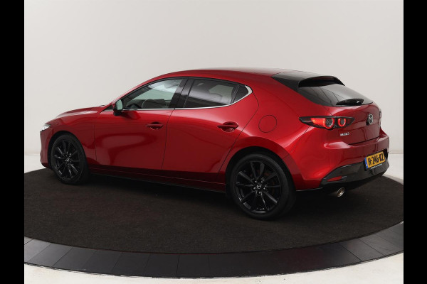 Mazda 3 2.0 SkyActive-X Luxury | Leder | Adaptive cruise | Head-Up | BOSE Sound | Stoel & stuurverwarming | Carplay | Camera | Memory | Keyless | Navigatie