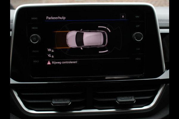 Volkswagen T-Roc 1.0 TSI R-Line Business Airco Navi Carplay PDC VA Massage Full LED Adaptive Cruise Control Ambiente verlichting