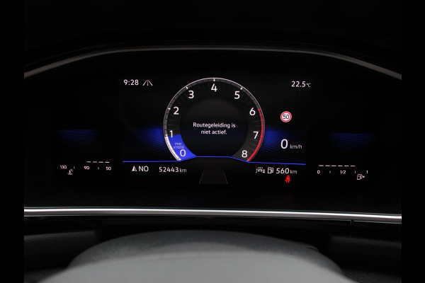 Volkswagen T-Roc 1.0 TSI R-Line Business Airco Navi Carplay PDC VA Massage Full LED Adaptive Cruise Control Ambiente verlichting