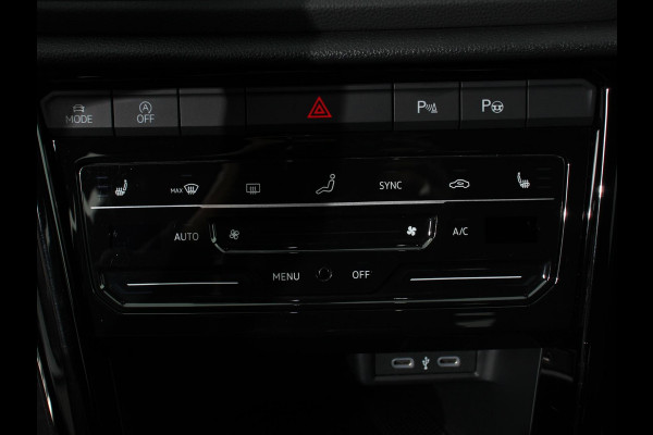 Volkswagen T-Roc 1.0 TSI R-Line Business Airco Navi Carplay PDC VA Massage Full LED Adaptive Cruise Control Ambiente verlichting